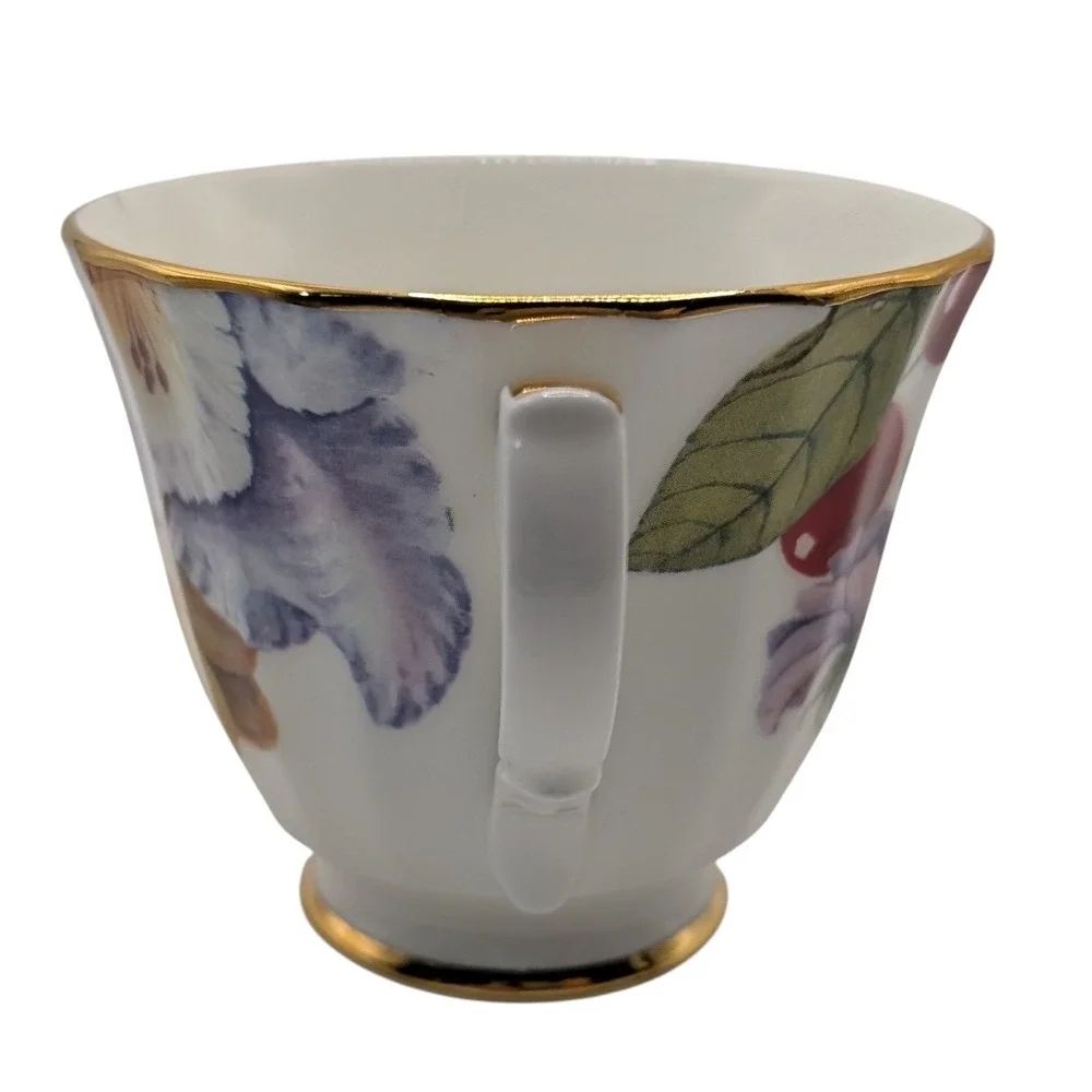 Vintage Royal Kingston Teacup‎ Footed Floral Leaves Grapes Hand Painted England